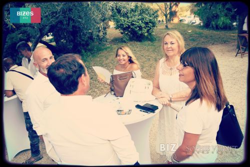 BIZ-and-Bises-15-garden-party-63