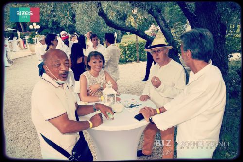 BIZ-and-Bises-15-garden-party-67