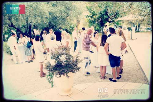BIZ-and-Bises-15-garden-party-77