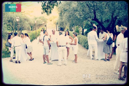 BIZ-and-Bises-15-garden-party-78