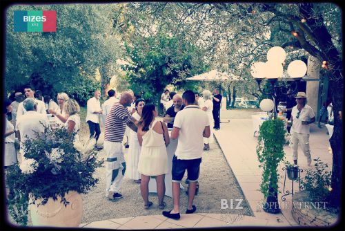 BIZ-and-Bises-15-garden-party-80