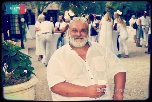 BIZ-and-Bises-15-garden-party-84