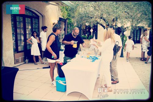 BIZ-and-Bises-15-garden-party-85